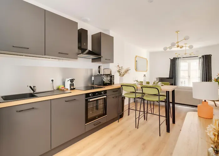 L'eclat De Gambetta - Place Stanislas - 6 Pers *