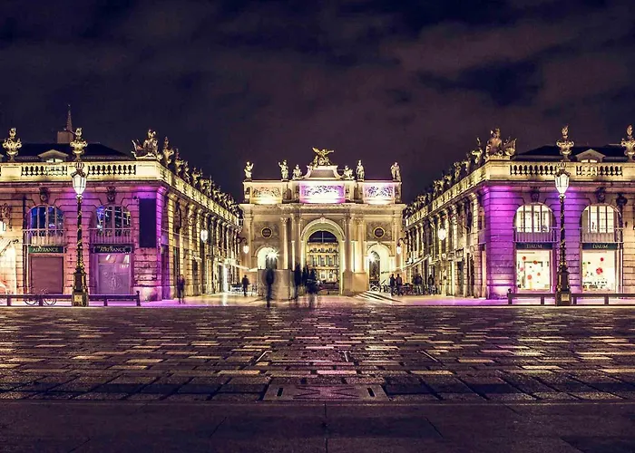 L'eclat De Gambetta - Place Stanislas - 6 Pers * Нанси